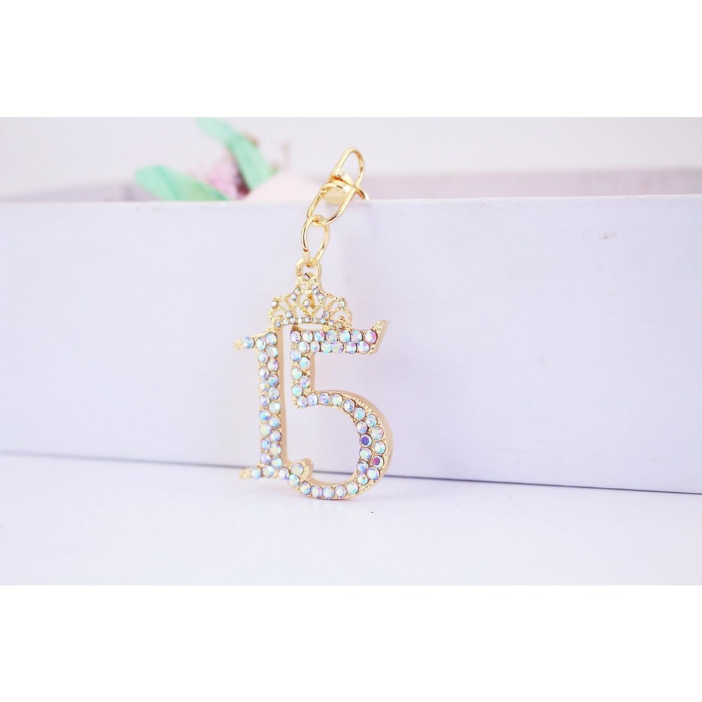 พวงกุญแจรถประดับเพชรหมายเลข 15 - Resin Glitter Pack บทวิจารณ์และราคา